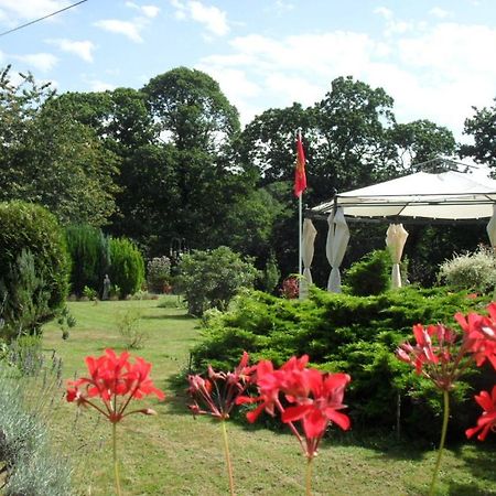 La Chevallerie B&B Isigny-le-Buat Dış mekan fotoğraf